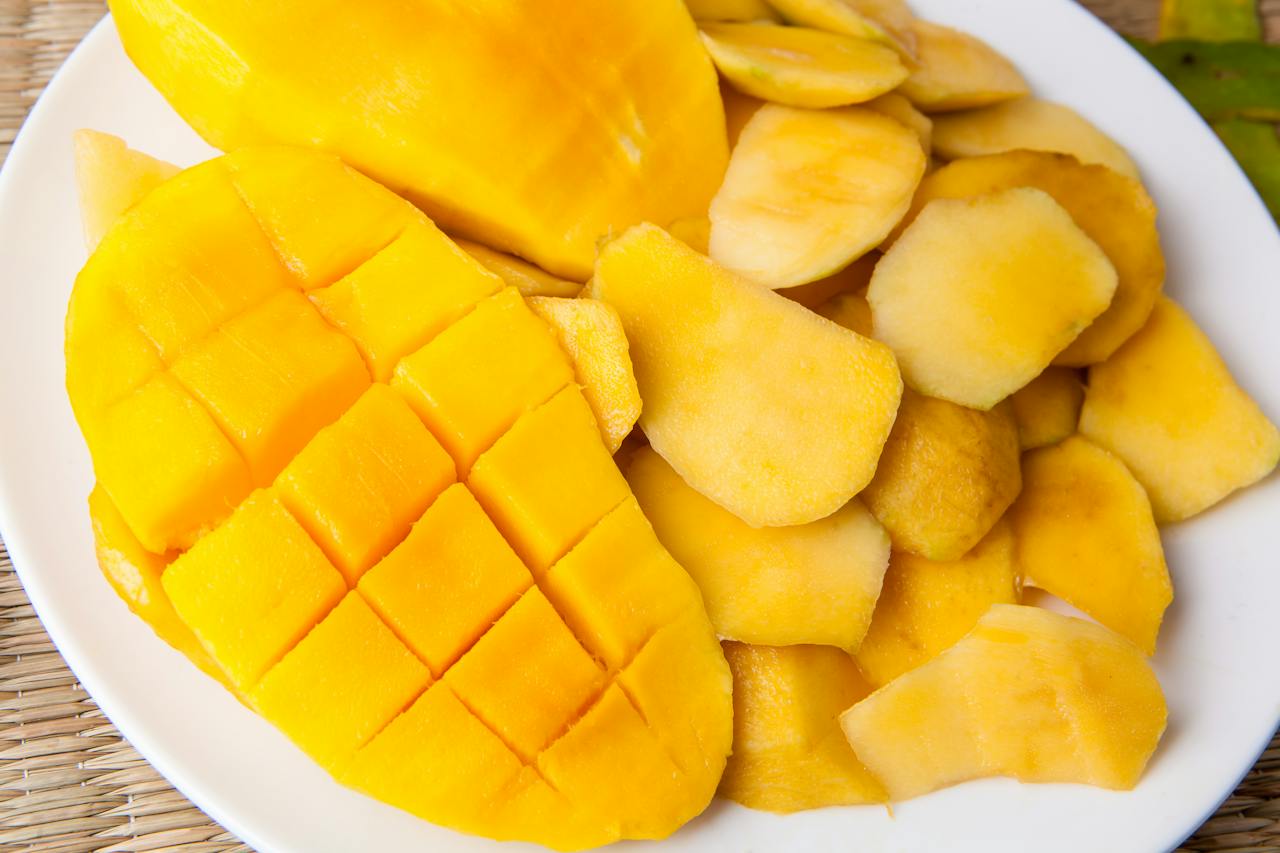 Can we eat Mangoes during Periods?